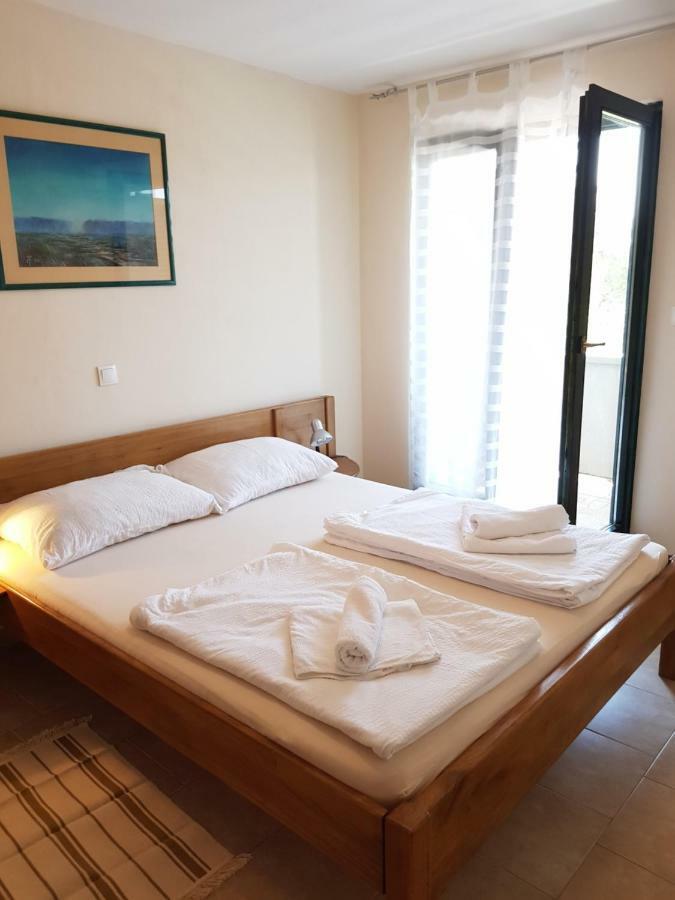 Apartment Lavanda Starigrad Exterior photo